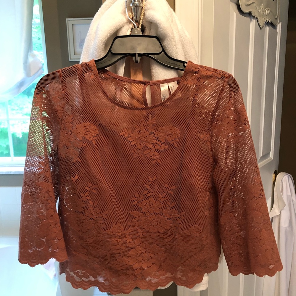 Women’s shirt